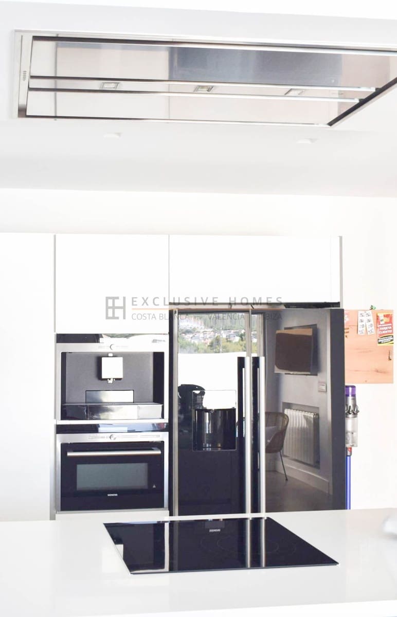 4 chambre Villa/Maison Semi-Mitoyenne à vendre à Alfaz del Pi / L'Alfas del Pi avec piscine garage - 599 000 € (Ref: 8665124)