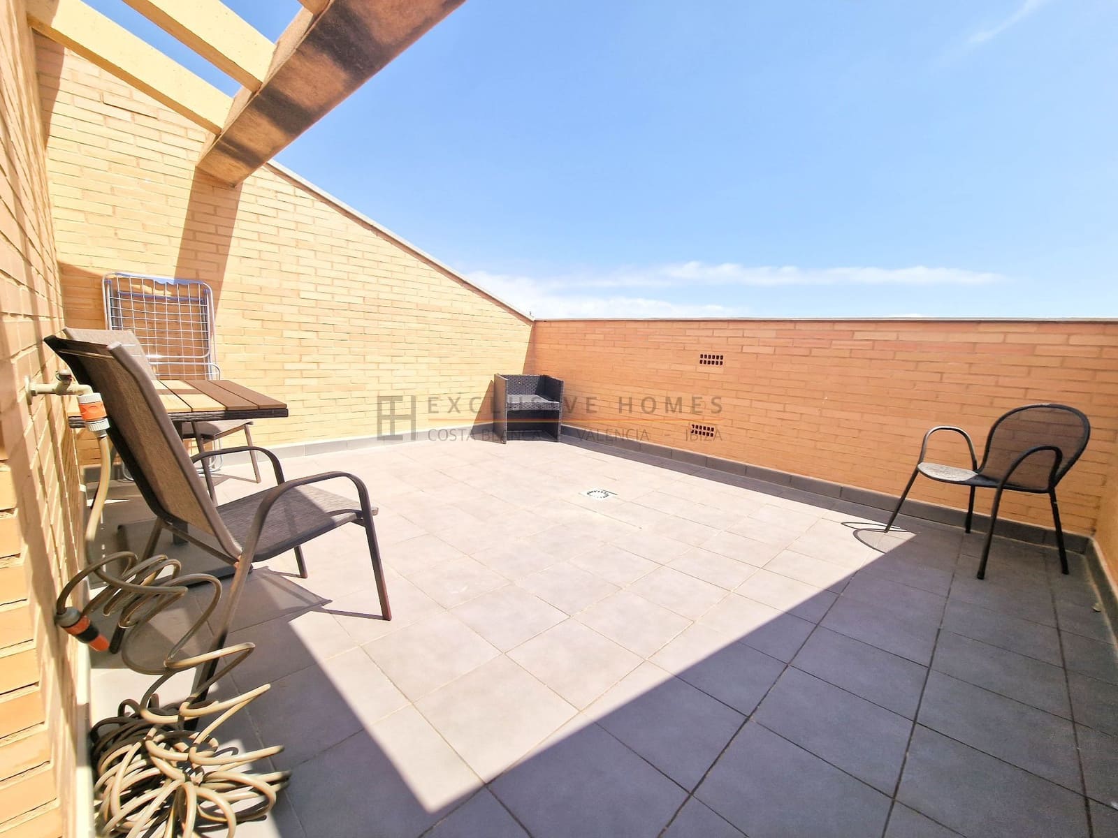 1 slaapkamer Penthouse te koop in Albir met zwembad garage - € 426.000 (Ref: 8757316)