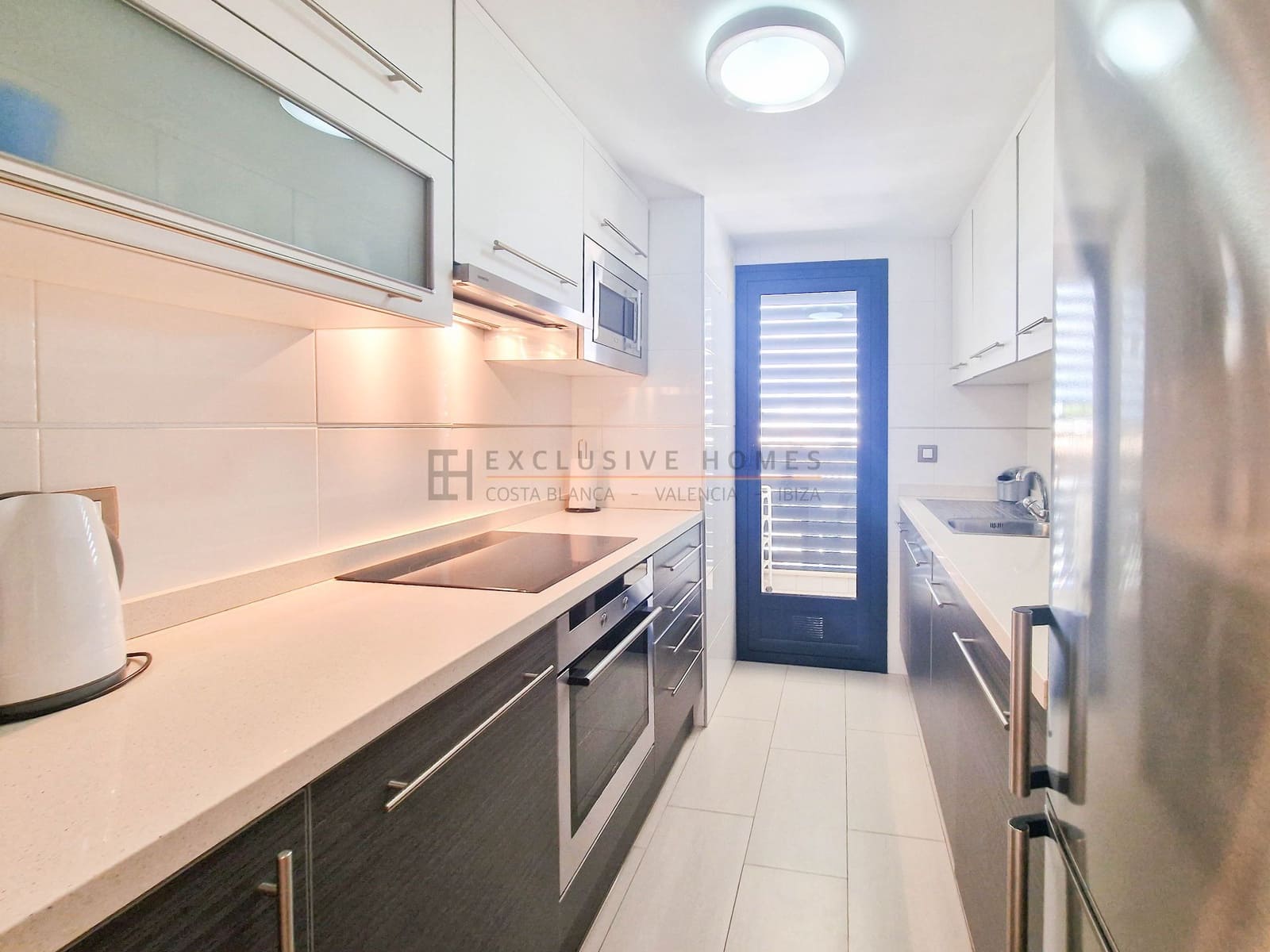 2 sypialnia Penthouse na sprzedaż w Albir z basenem garażem - 649 000 € (Ref: 8757317)