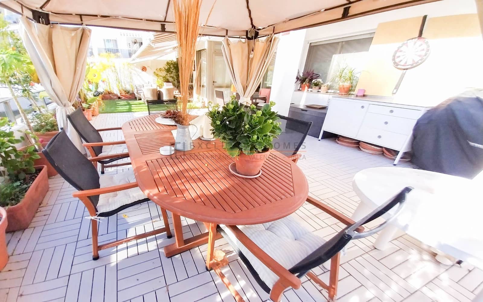 2 soveværelse Lejlighed til salg i Albir med swimmingpool garage - € 500.000 (Ref: 8757319)