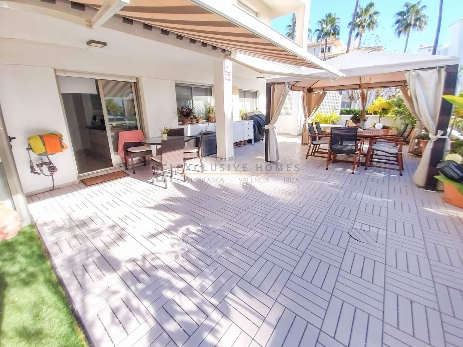 2 soveværelse Lejlighed til salg i Albir med swimmingpool garage - € 500.000 (Ref: 8757319)