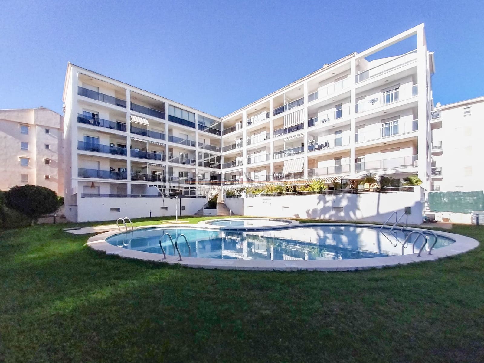 2 soveværelse Lejlighed til salg i Albir med swimmingpool garage - € 500.000 (Ref: 8757319)