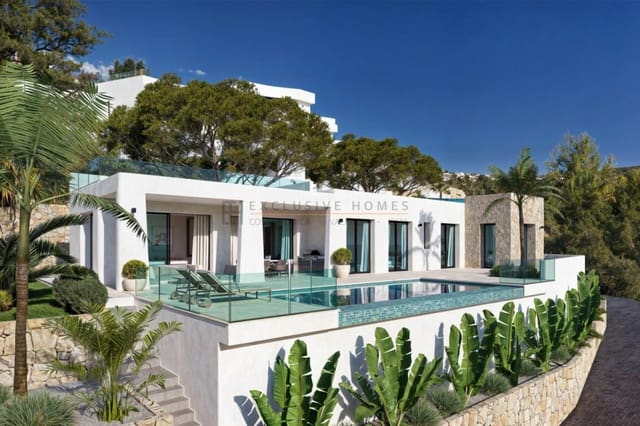 4 bedroom Villa for sale in Calpe / Calp with pool garage - € 1,750,000 (Ref: 8781078)