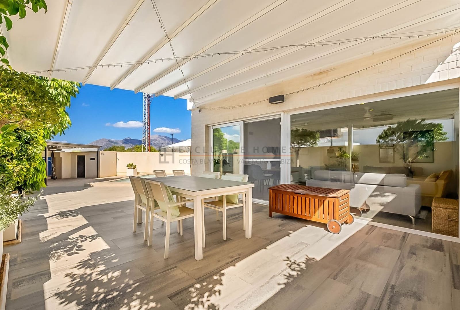3 soveværelse Semi-Rækkehus til salg i Alfaz del Pi / L'Alfas del Pi med swimmingpool garage - € 585.000 (Ref: 8801369)