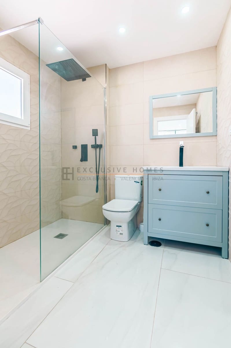 4 bedroom Villa for sale in La Nucia with pool garage - € 580,000 (Ref: 8805646)