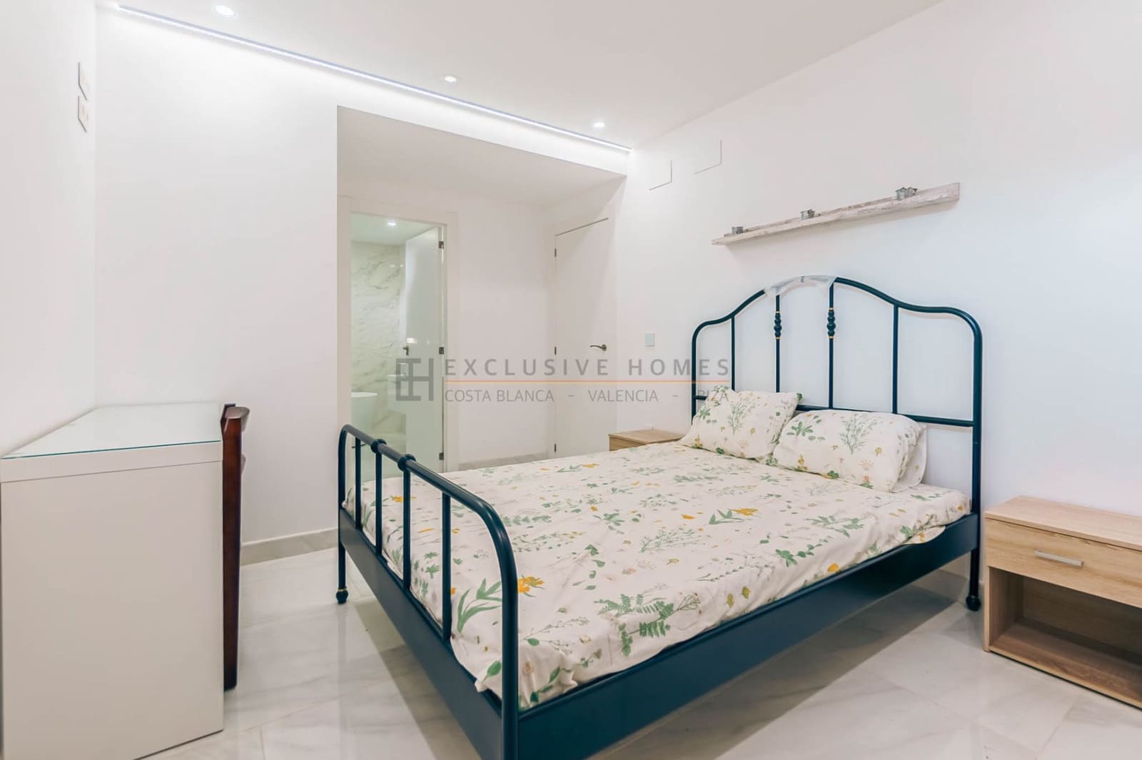 4 bedroom Villa for sale in La Nucia with pool garage - € 580,000 (Ref: 8805646)