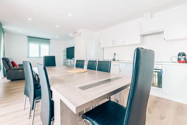 4 soveværelse Villa til salg i La Nucia med swimmingpool garage - € 580.000 (Ref: 8805646)