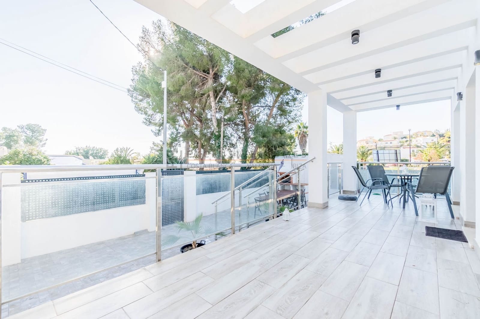 4 bedroom Villa for sale in La Nucia with pool garage - € 580,000 (Ref: 8805646)