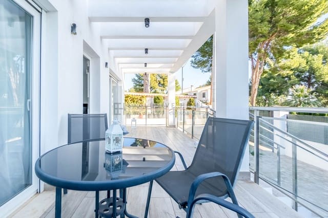 4 soveværelse Villa til salg i La Nucia med swimmingpool garage - € 580.000 (Ref: 8805646)