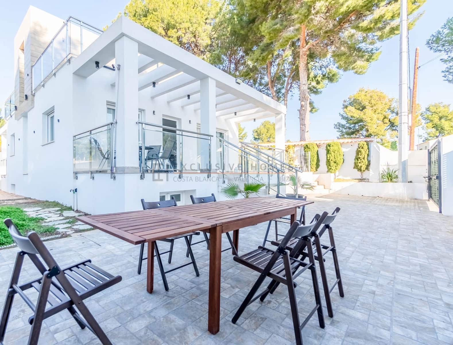 4 bedroom Villa for sale in La Nucia with pool garage - € 580,000 (Ref: 8805646)