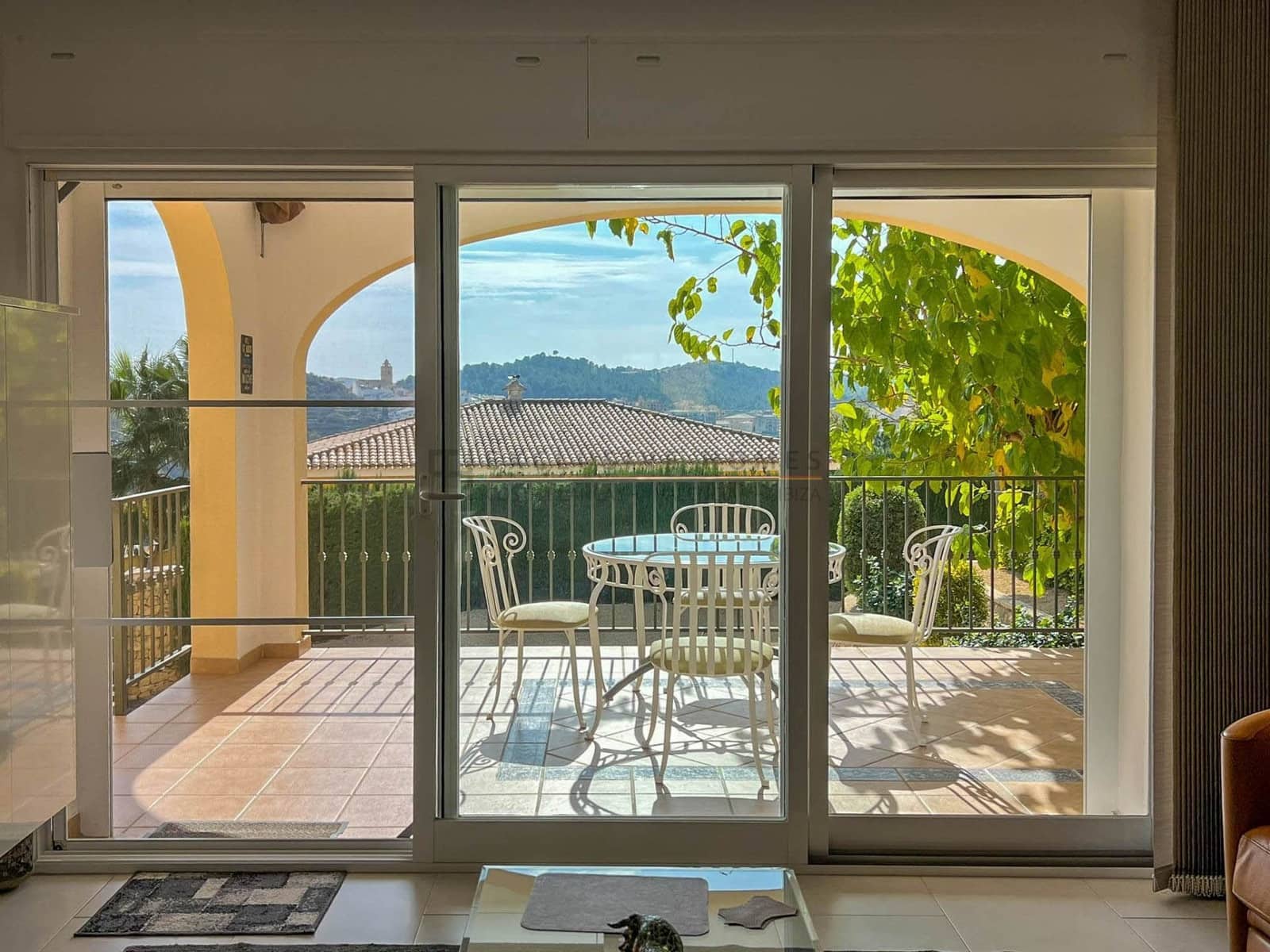 Chalet de 4 habitaciones en Polop en venta con piscina garaje - 749.000 € (Ref: 8887546)