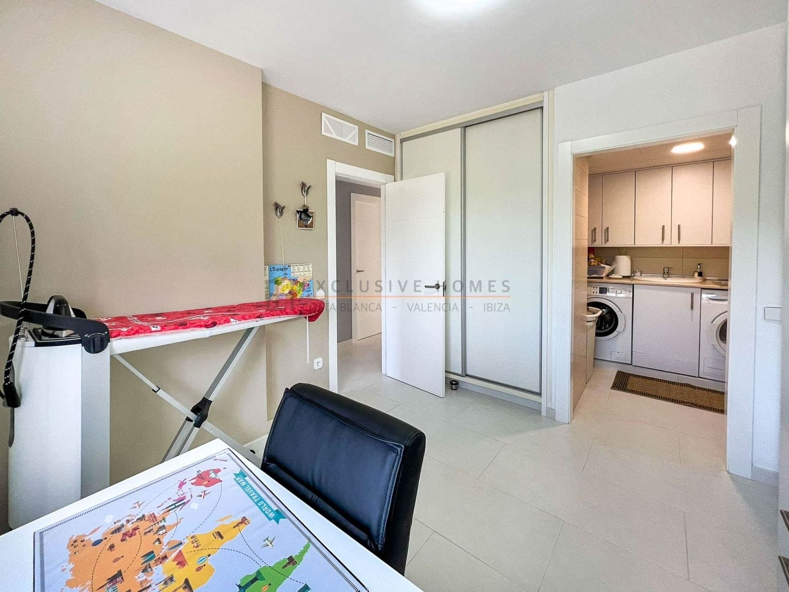 Chalet de 4 habitaciones en Polop en venta con piscina garaje - 749.000 € (Ref: 8887546)