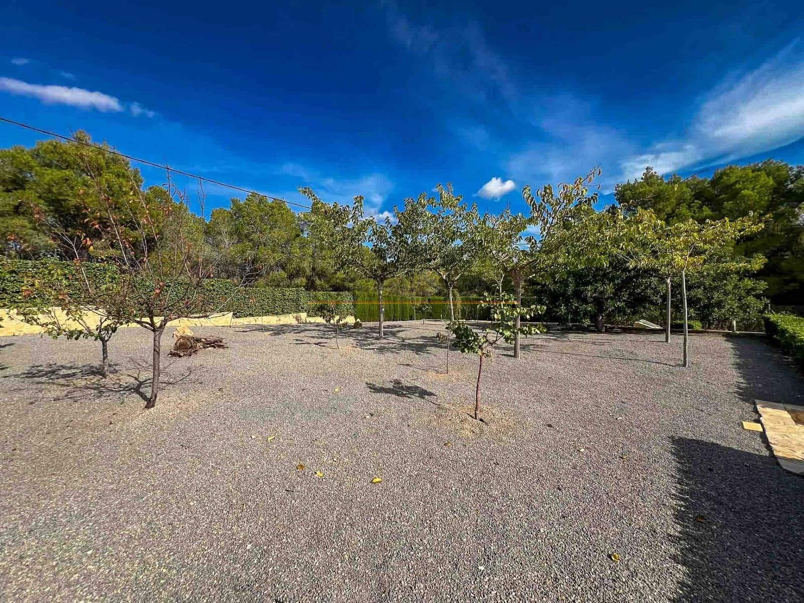 Chalet de 4 habitaciones en Polop en venta con piscina garaje - 749.000 € (Ref: 8887546)