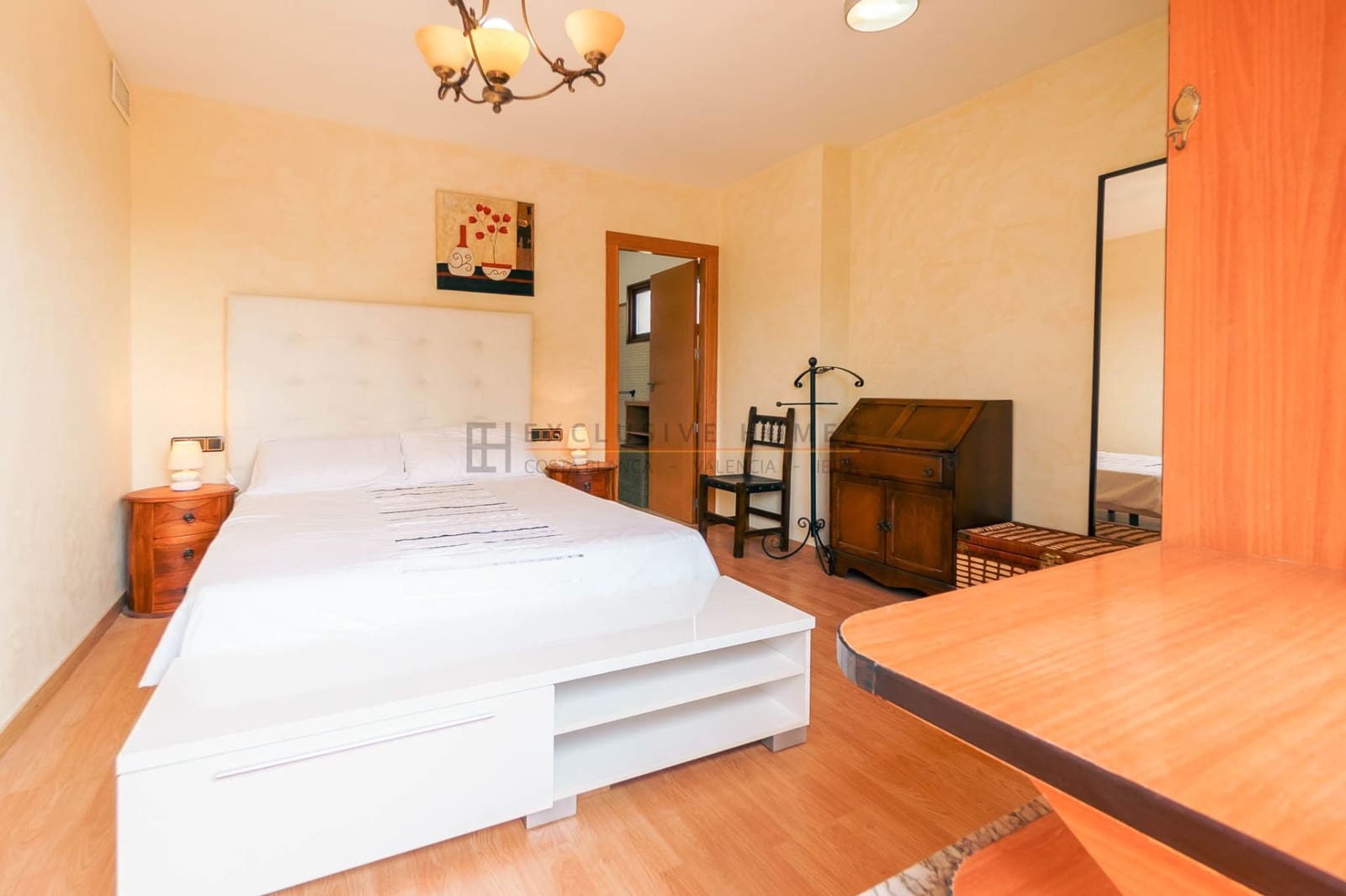 4 bedroom Villa for sale in Altea la Vella with pool garage - € 632,000 (Ref: 8905058)
