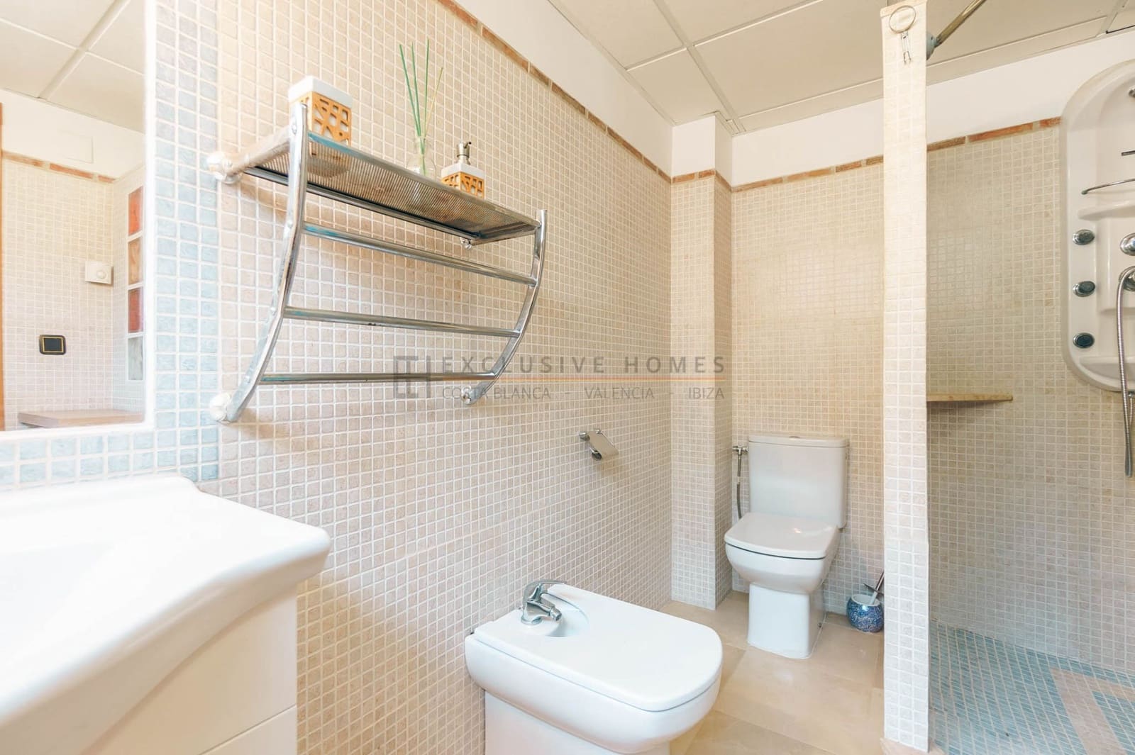 4 bedroom Villa for sale in Altea la Vella with pool garage - € 632,000 (Ref: 8905058)