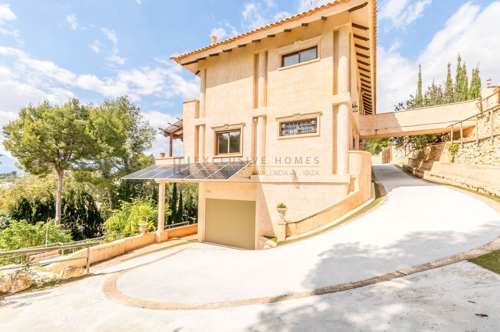 4 bedroom Villa for sale in Altea la Vella with pool garage - € 632,000 (Ref: 8905058)