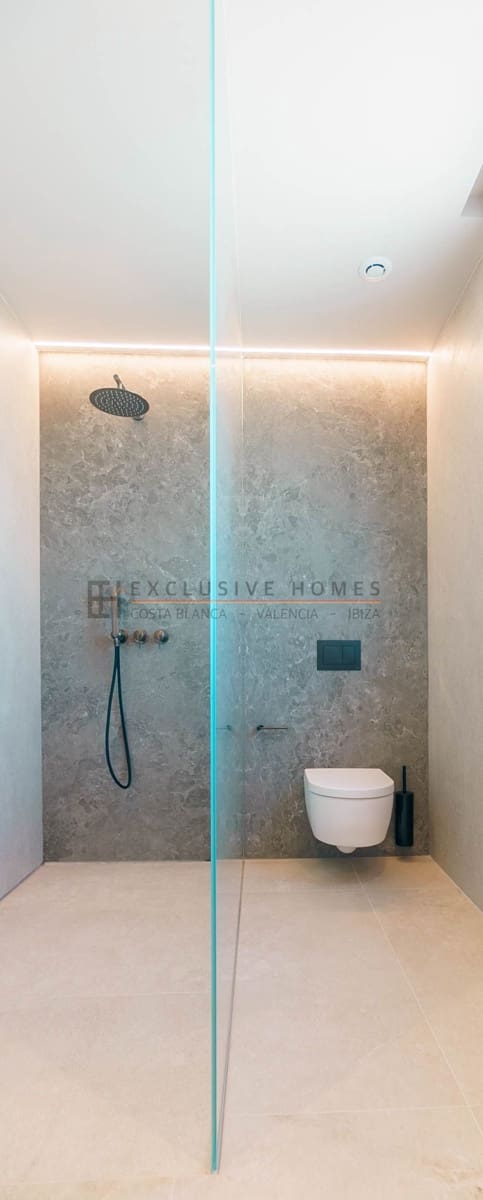 5 chambre Villa/Maison à vendre à Calpe / Calp avec piscine garage - 1 550 000 € (Ref: 9938605)