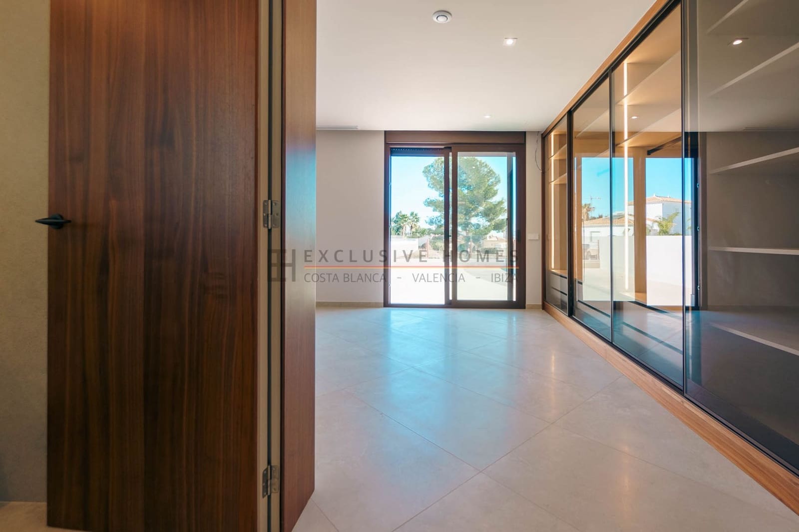 5 chambre Villa/Maison à vendre à Calpe / Calp avec piscine garage - 1 550 000 € (Ref: 9938605)