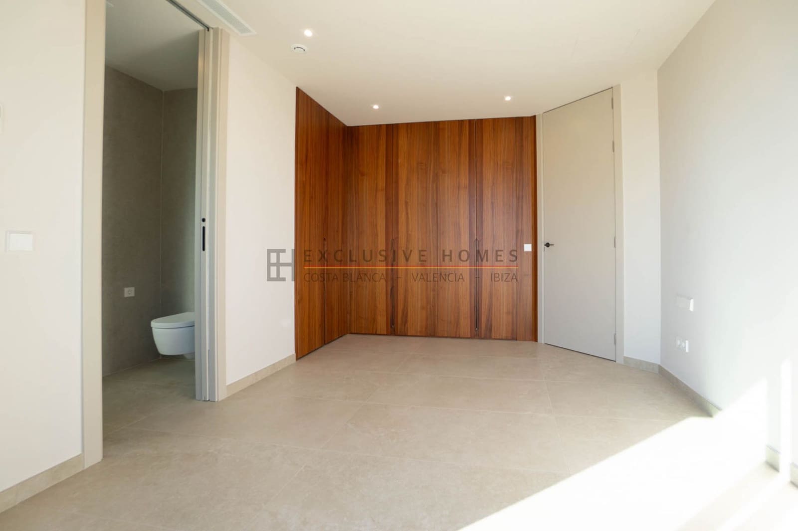 5 chambre Villa/Maison à vendre à Calpe / Calp avec piscine garage - 1 550 000 € (Ref: 9938605)