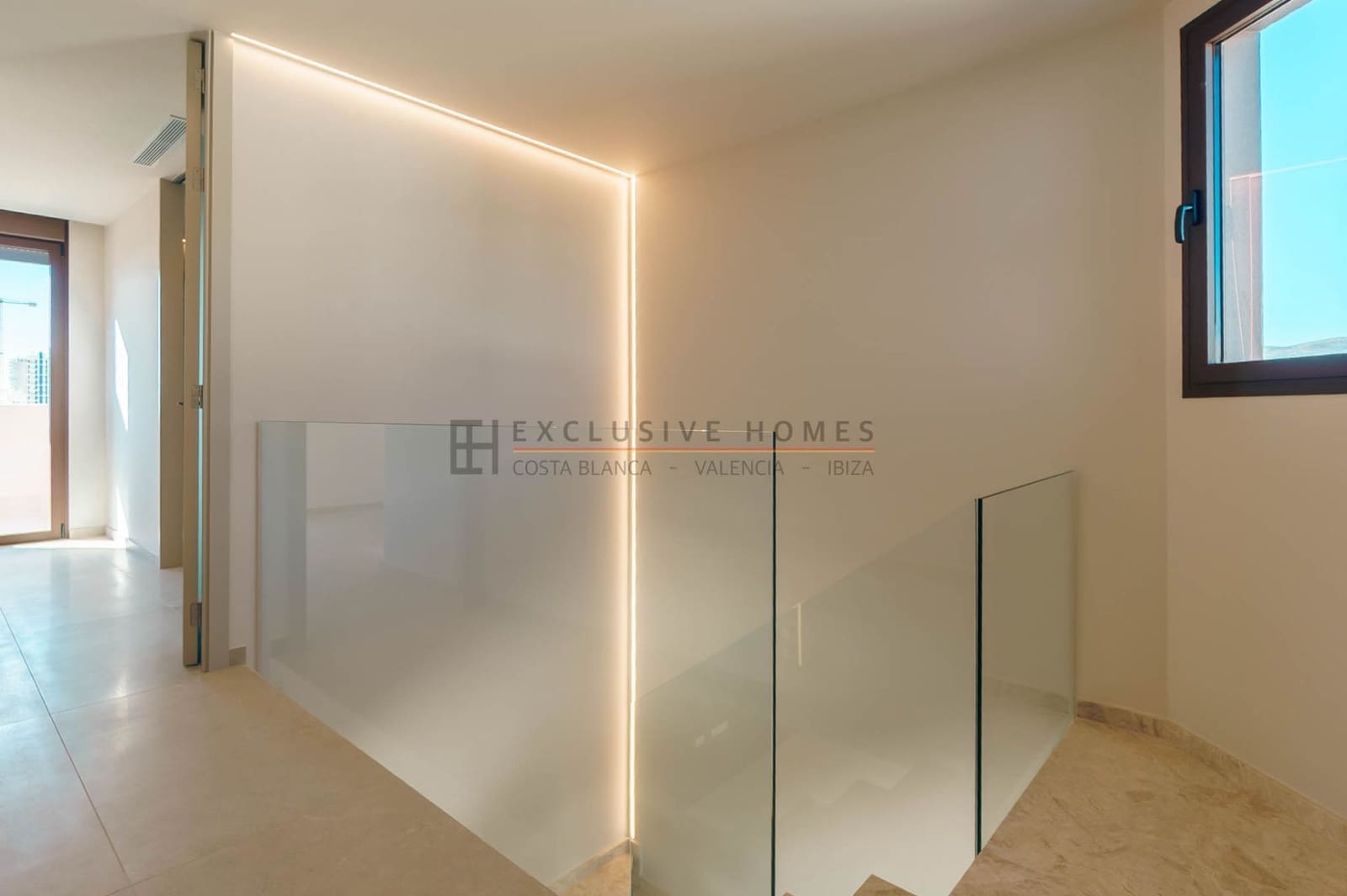 5 chambre Villa/Maison à vendre à Calpe / Calp avec piscine garage - 1 550 000 € (Ref: 9938605)