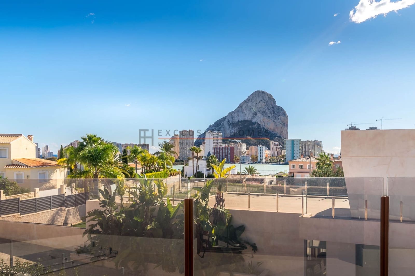 5 chambre Villa/Maison à vendre à Calpe / Calp avec piscine garage - 1 550 000 € (Ref: 9938605)