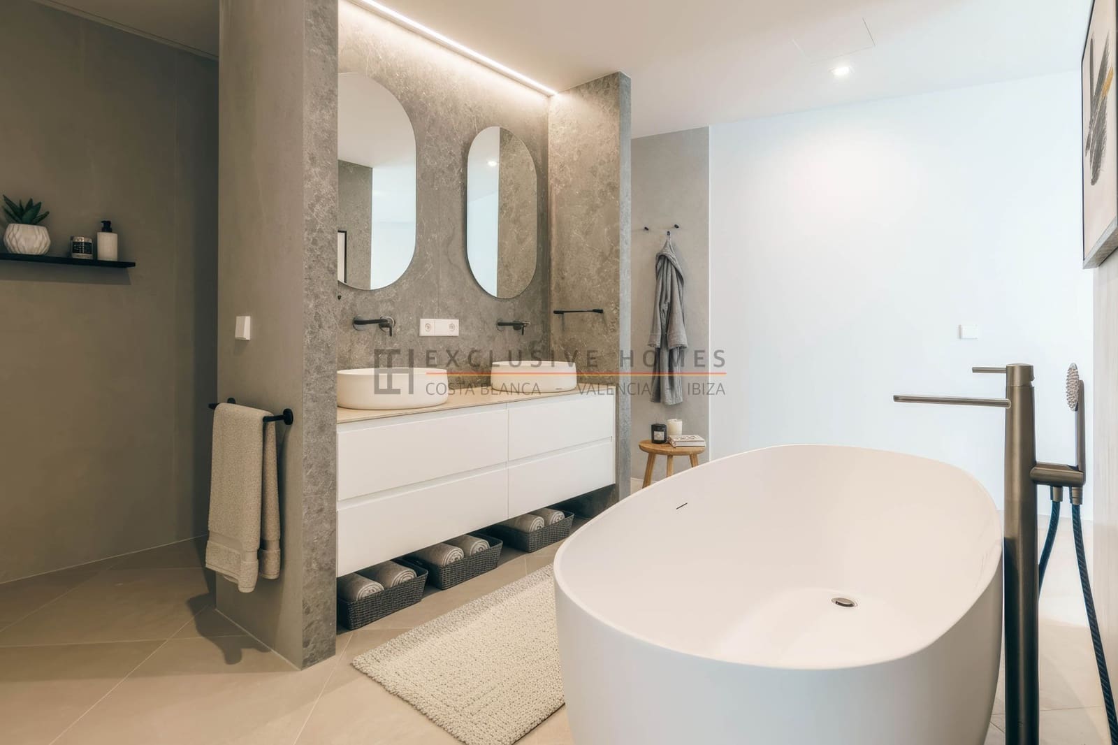 5 chambre Villa/Maison à vendre à Calpe / Calp avec piscine garage - 1 550 000 € (Ref: 9938605)
