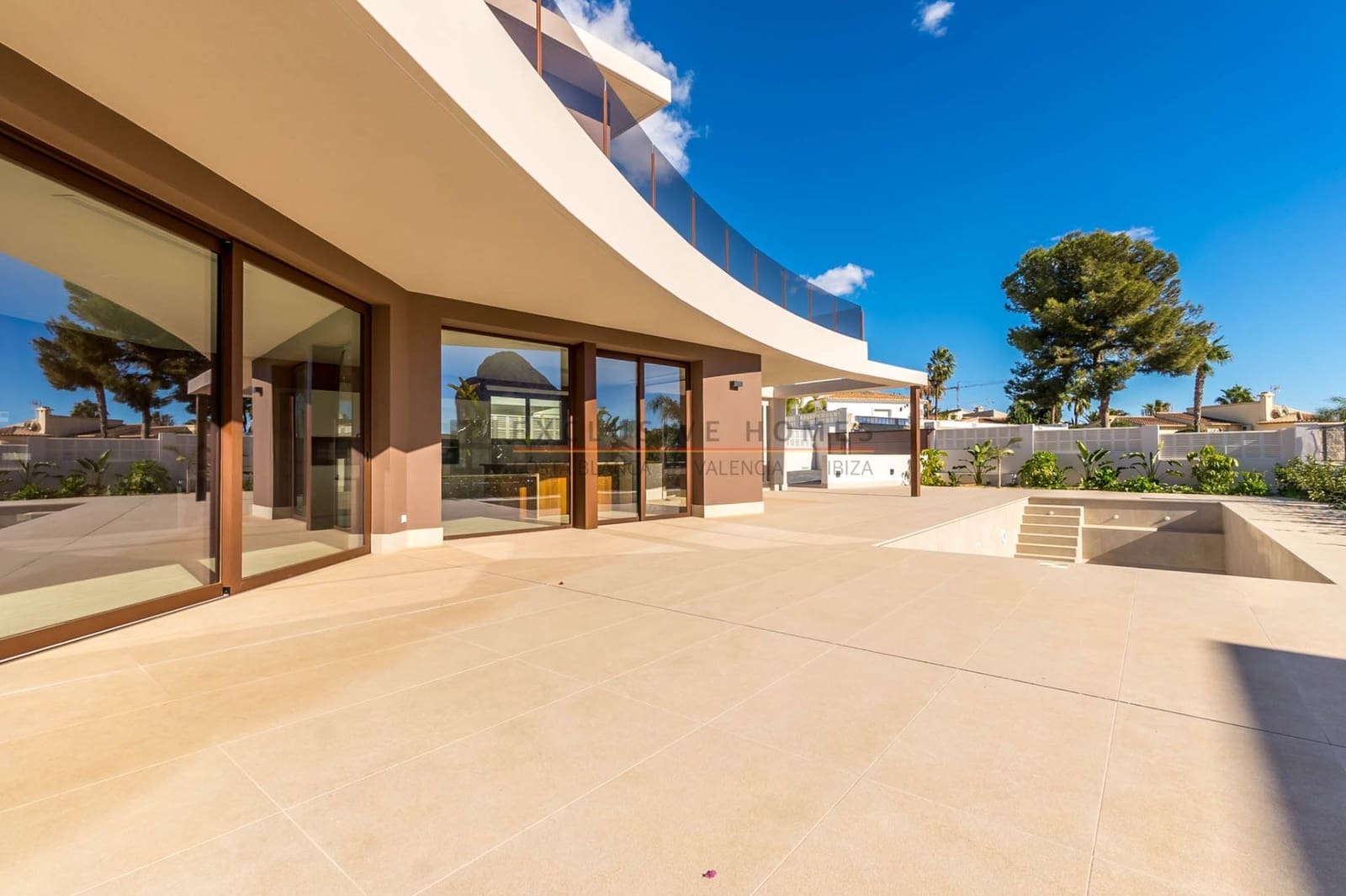 5 chambre Villa/Maison à vendre à Calpe / Calp avec piscine garage - 1 550 000 € (Ref: 9938605)