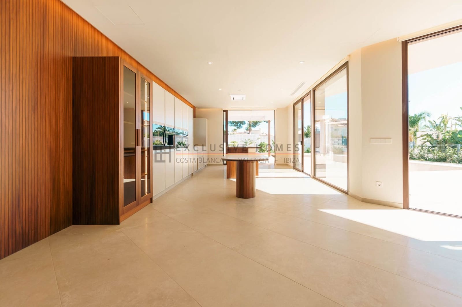 5 chambre Villa/Maison à vendre à Calpe / Calp avec piscine garage - 1 550 000 € (Ref: 9938605)