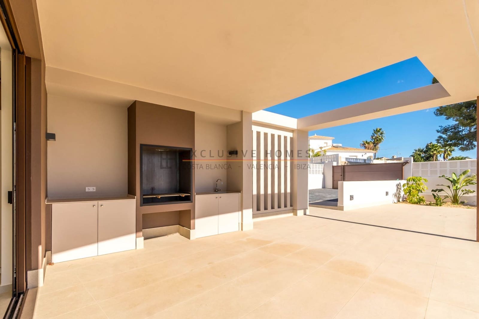 5 chambre Villa/Maison à vendre à Calpe / Calp avec piscine garage - 1 550 000 € (Ref: 9938605)