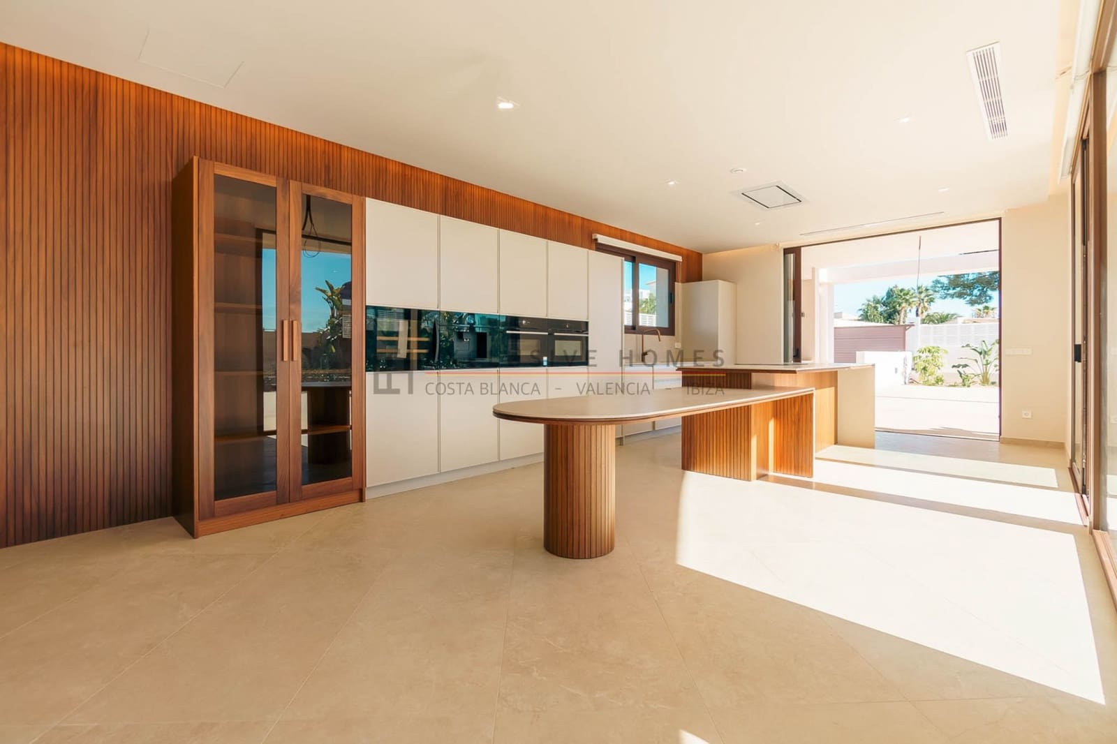 5 chambre Villa/Maison à vendre à Calpe / Calp avec piscine garage - 1 550 000 € (Ref: 9938605)