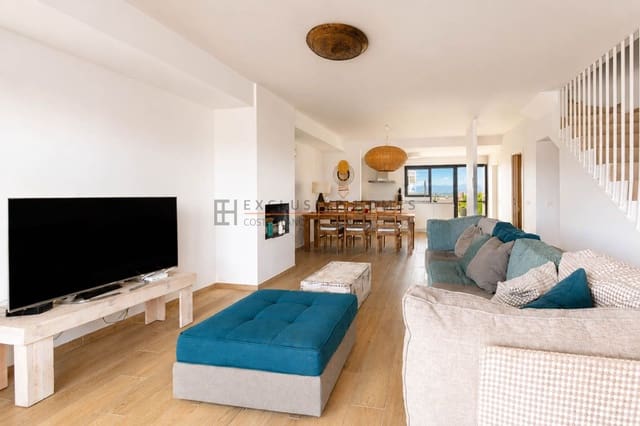3 soveværelse Byhus til salg i Albir, Alfaz del Pi / L'Alfàs del Pi med swimmingpool garage - € 495.000 (Ref: 9938608)