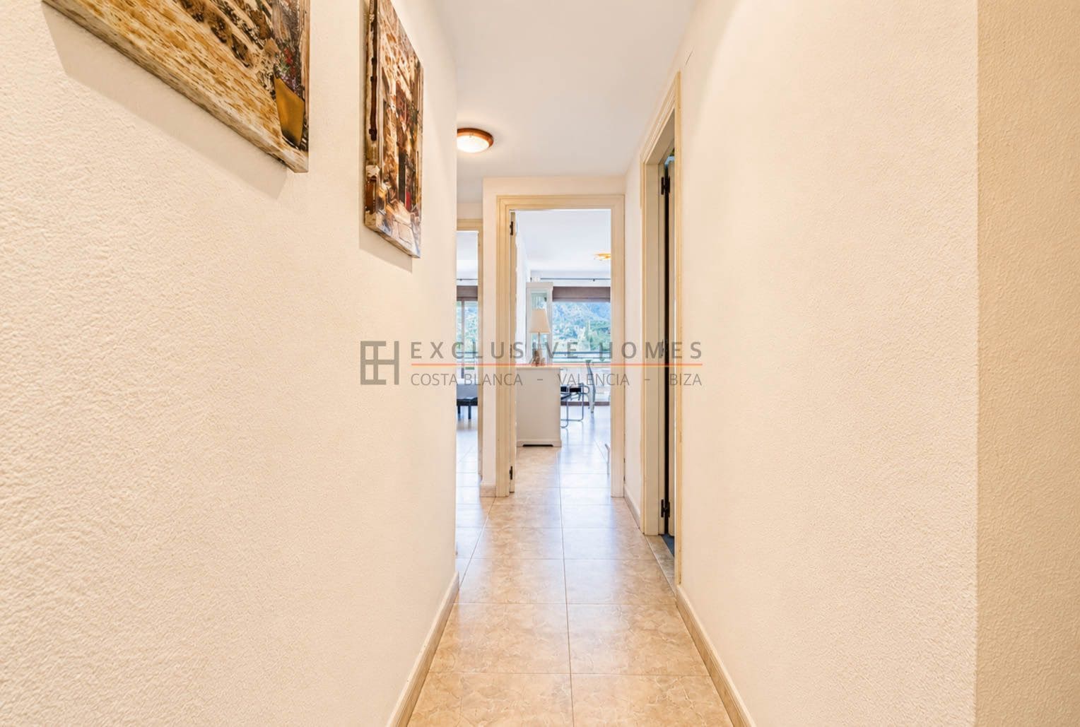 2 soverom Leilighet til salgs i Albir med svømmebasseng garasje - € 395 000 (Ref: 9938609)