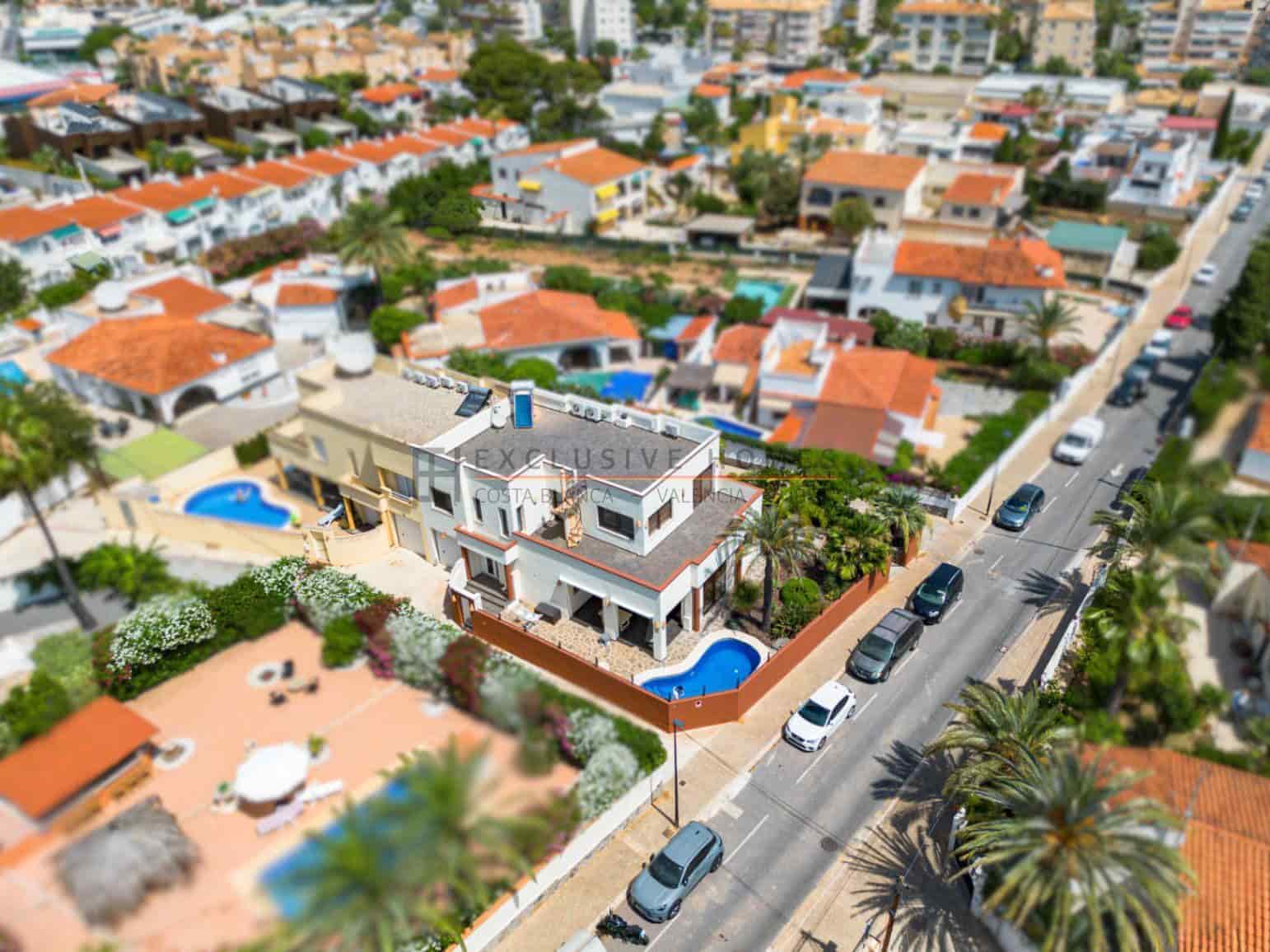 4 soverom Villa til salgs i Albir med svømmebasseng garasje - € 925 000 (Ref: 9938610)