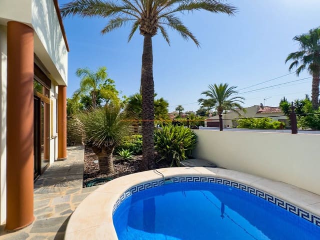 4 soverom Villa til salgs i Albir, Alfaz del Pi / L'Alfàs del Pi med svømmebasseng garasje - € 925 000 (Ref: 9938610)