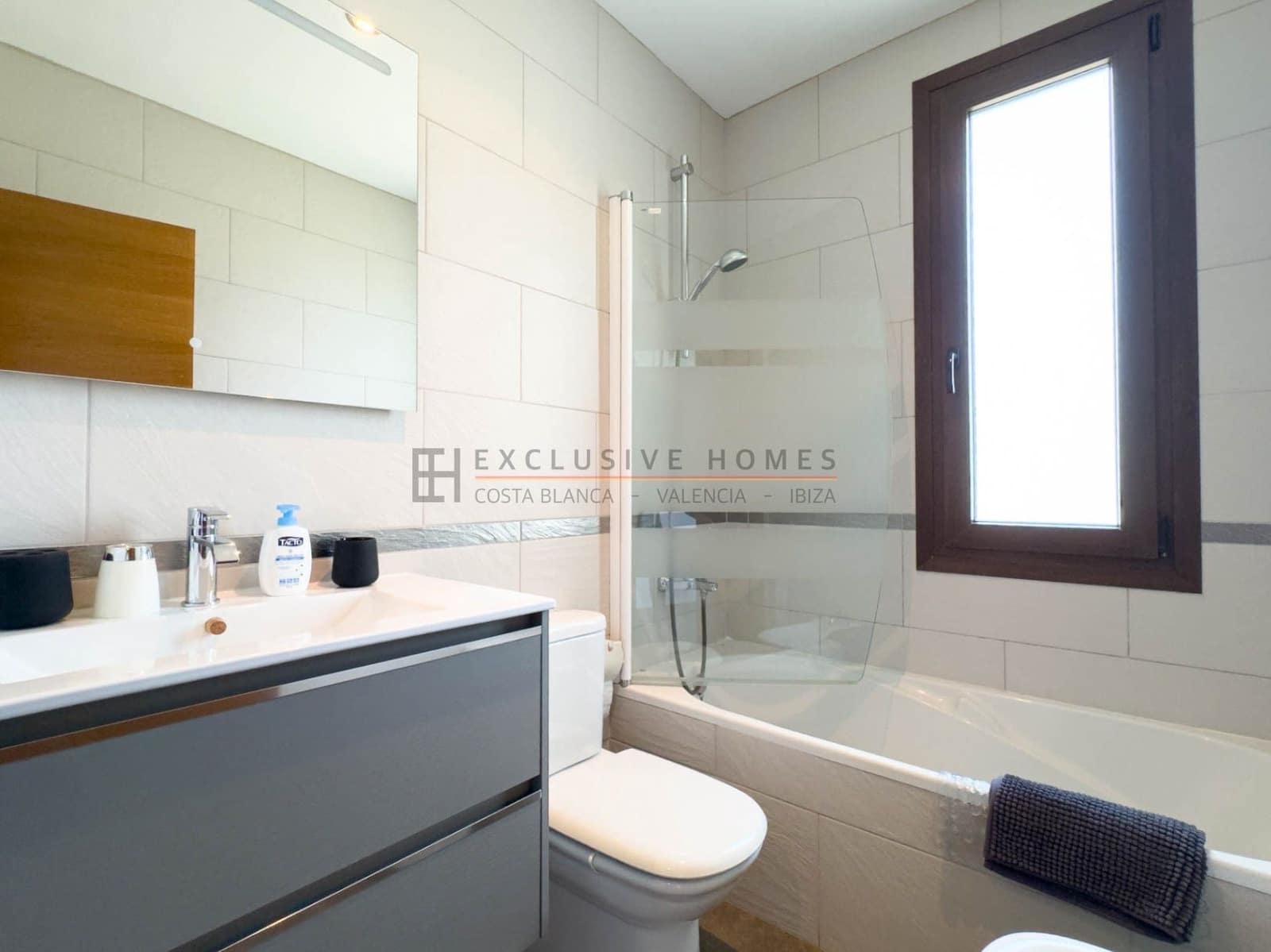 4 soverom Villa til salgs i Albir med svømmebasseng garasje - € 925 000 (Ref: 9938610)
