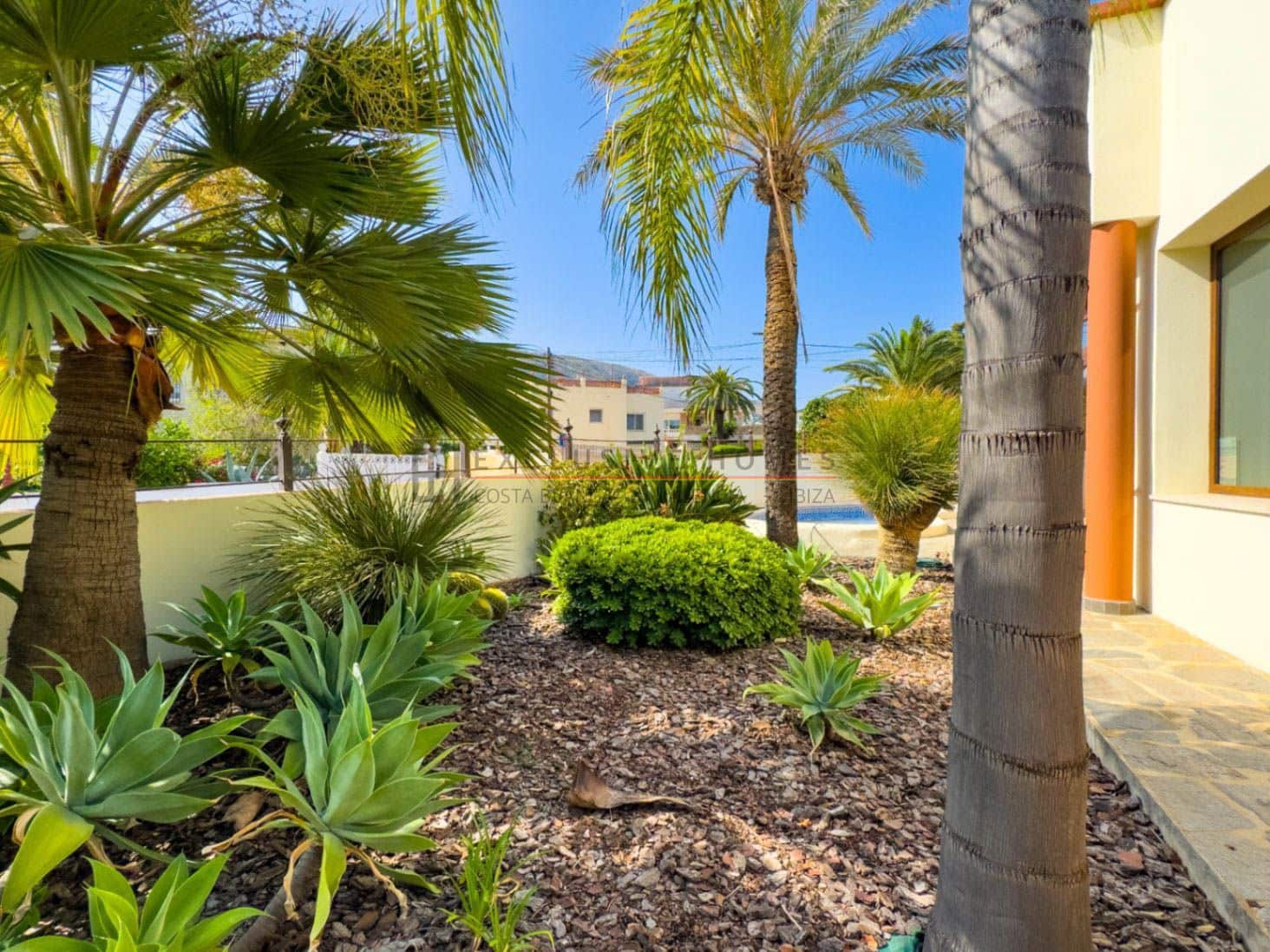 4 soverom Villa til salgs i Albir med svømmebasseng garasje - € 925 000 (Ref: 9938610)