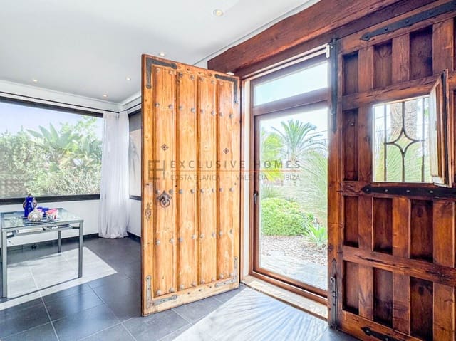 4 soverom Villa til salgs i Albir, Alfaz del Pi / L'Alfàs del Pi med svømmebasseng garasje - € 925 000 (Ref: 9938610)