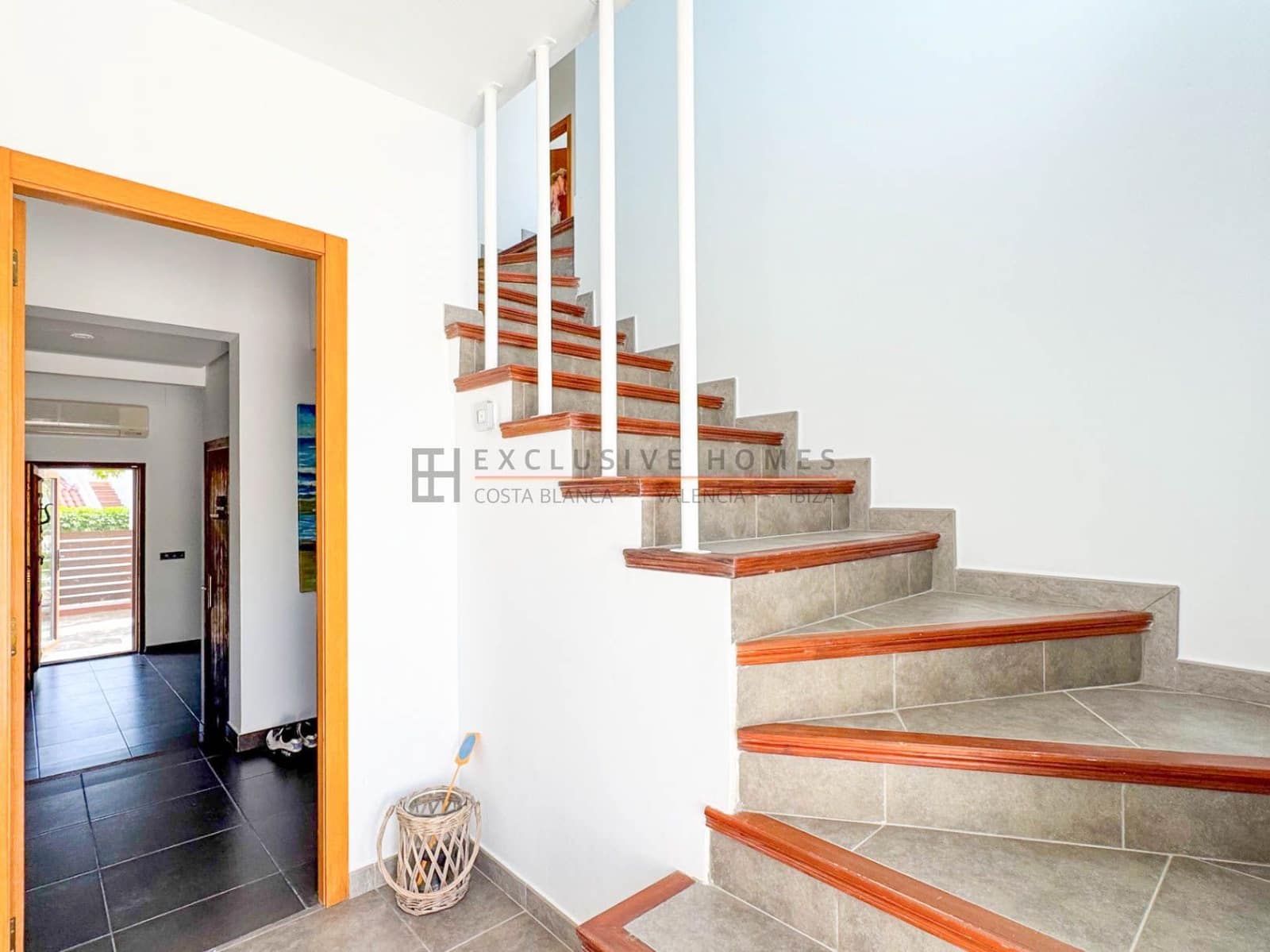 4 soverom Villa til salgs i Albir med svømmebasseng garasje - € 925 000 (Ref: 9938610)