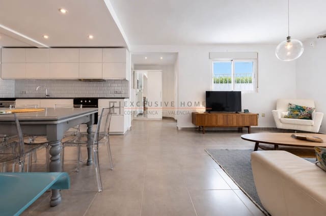 5 soveværelse Villa til salg i La Nucia med swimmingpool garage - € 595.000 (Ref: 9945080)