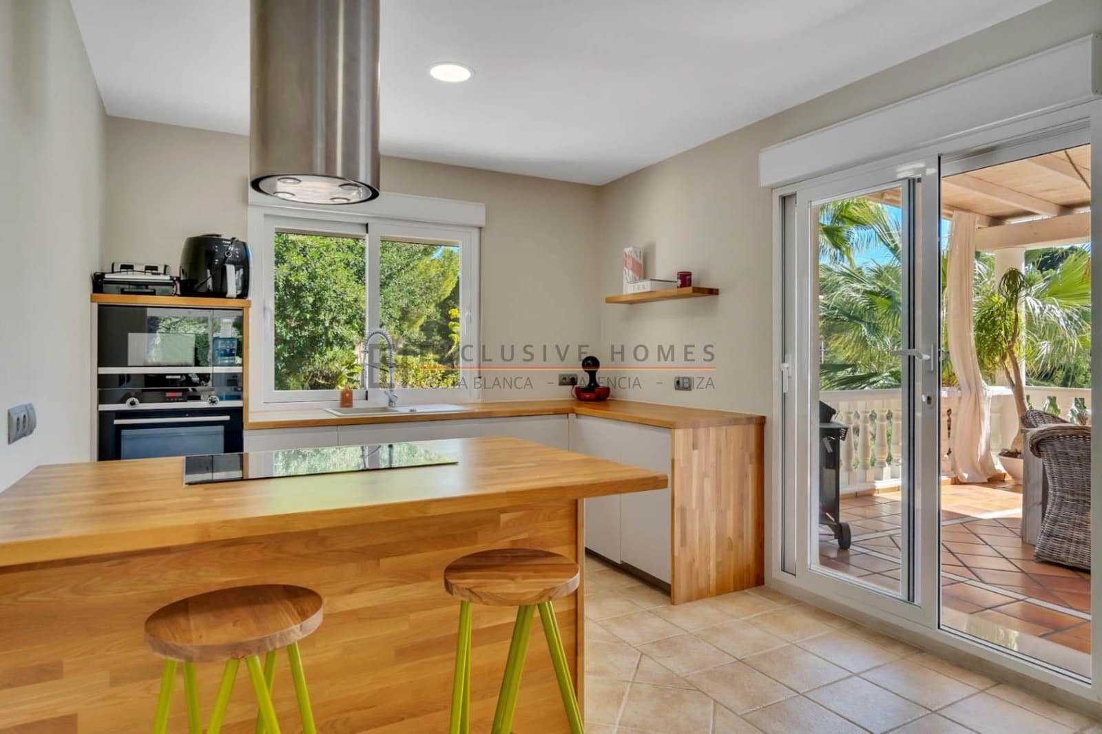 4 soveværelse Villa til salg i Altea la Vella med swimmingpool garage - € 990.000 (Ref: 9945081)