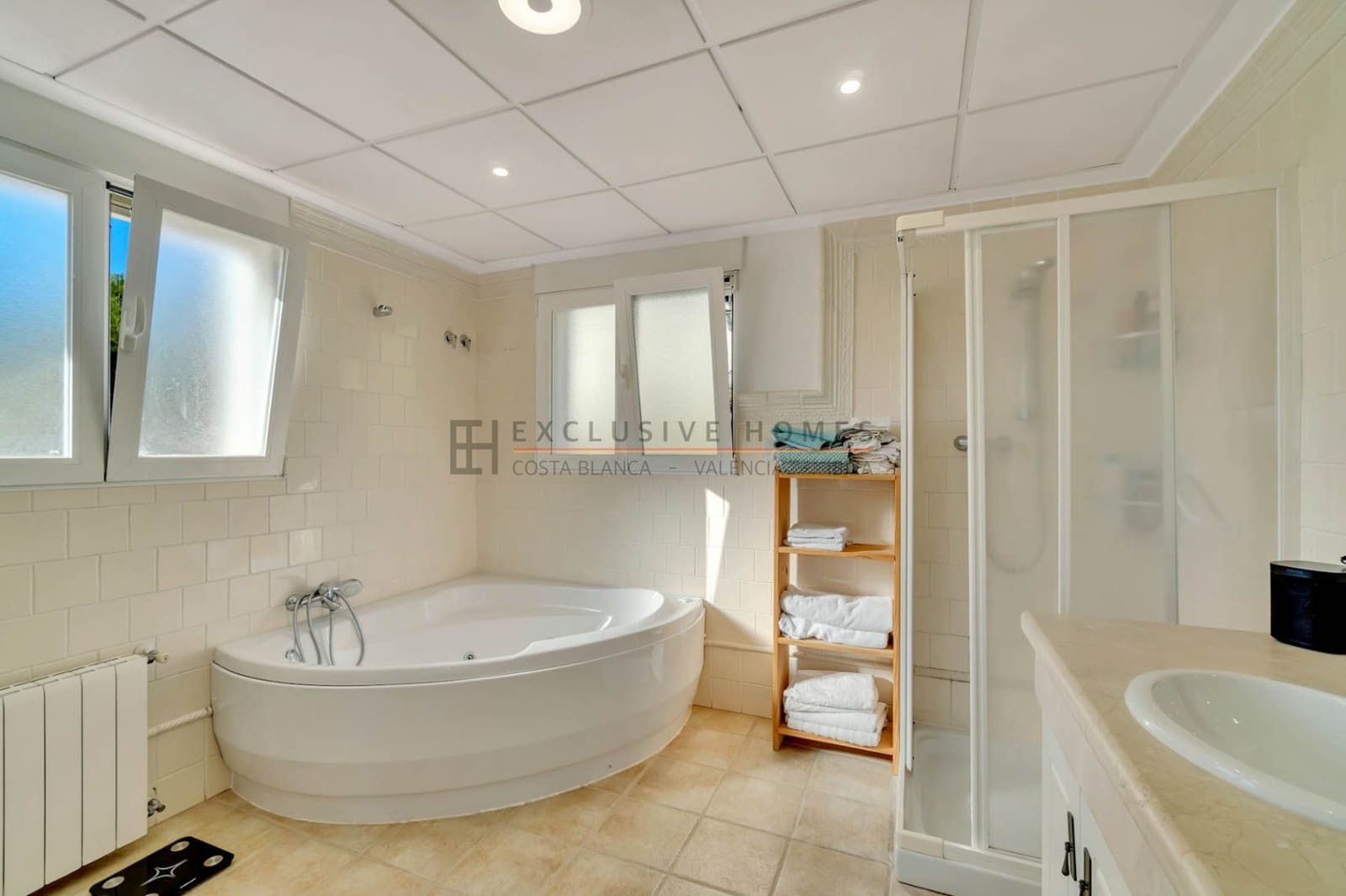 4 soveværelse Villa til salg i Altea la Vella med swimmingpool garage - € 990.000 (Ref: 9945081)