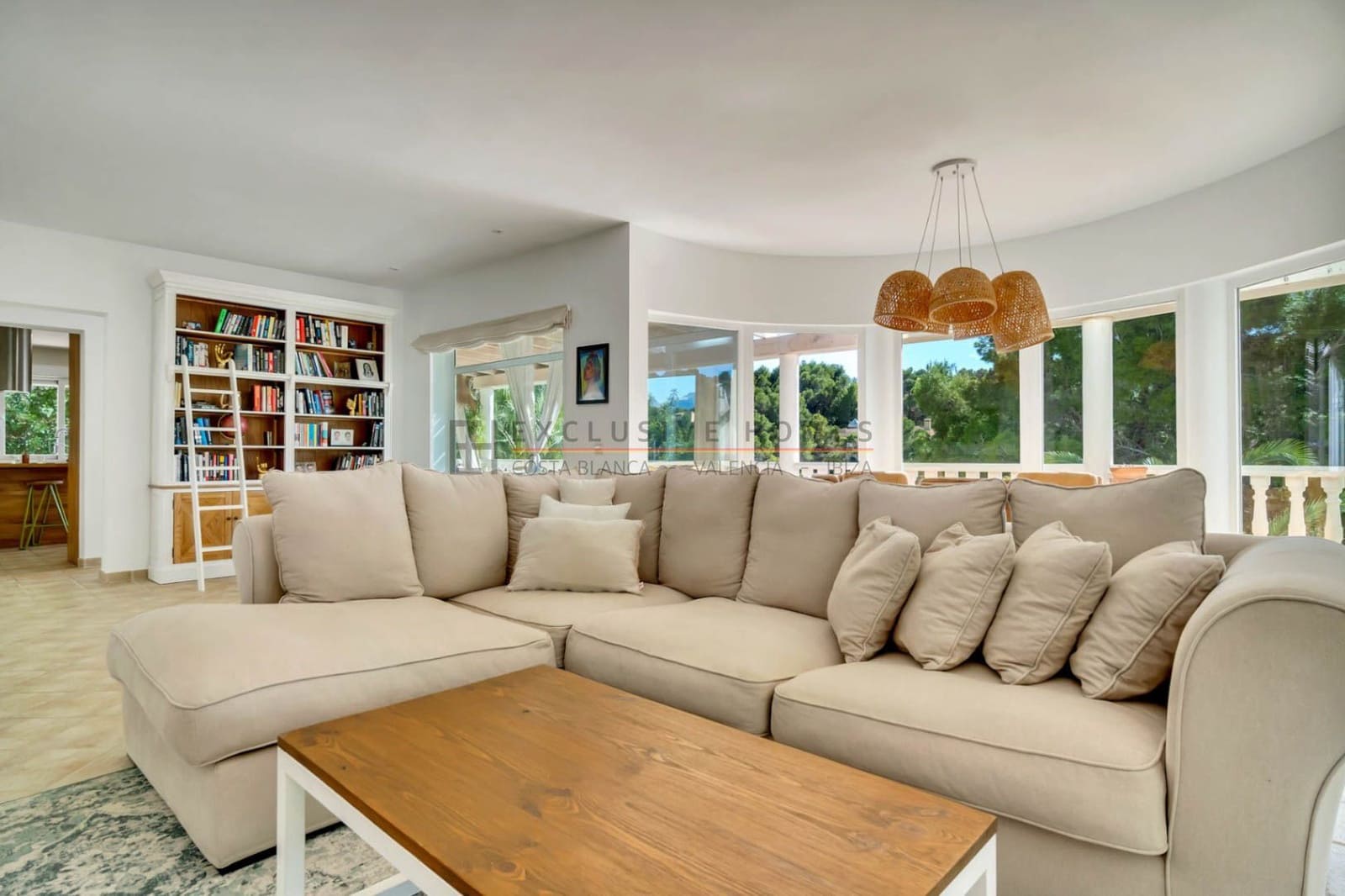 4 soveværelse Villa til salg i Altea la Vella med swimmingpool garage - € 990.000 (Ref: 9945081)