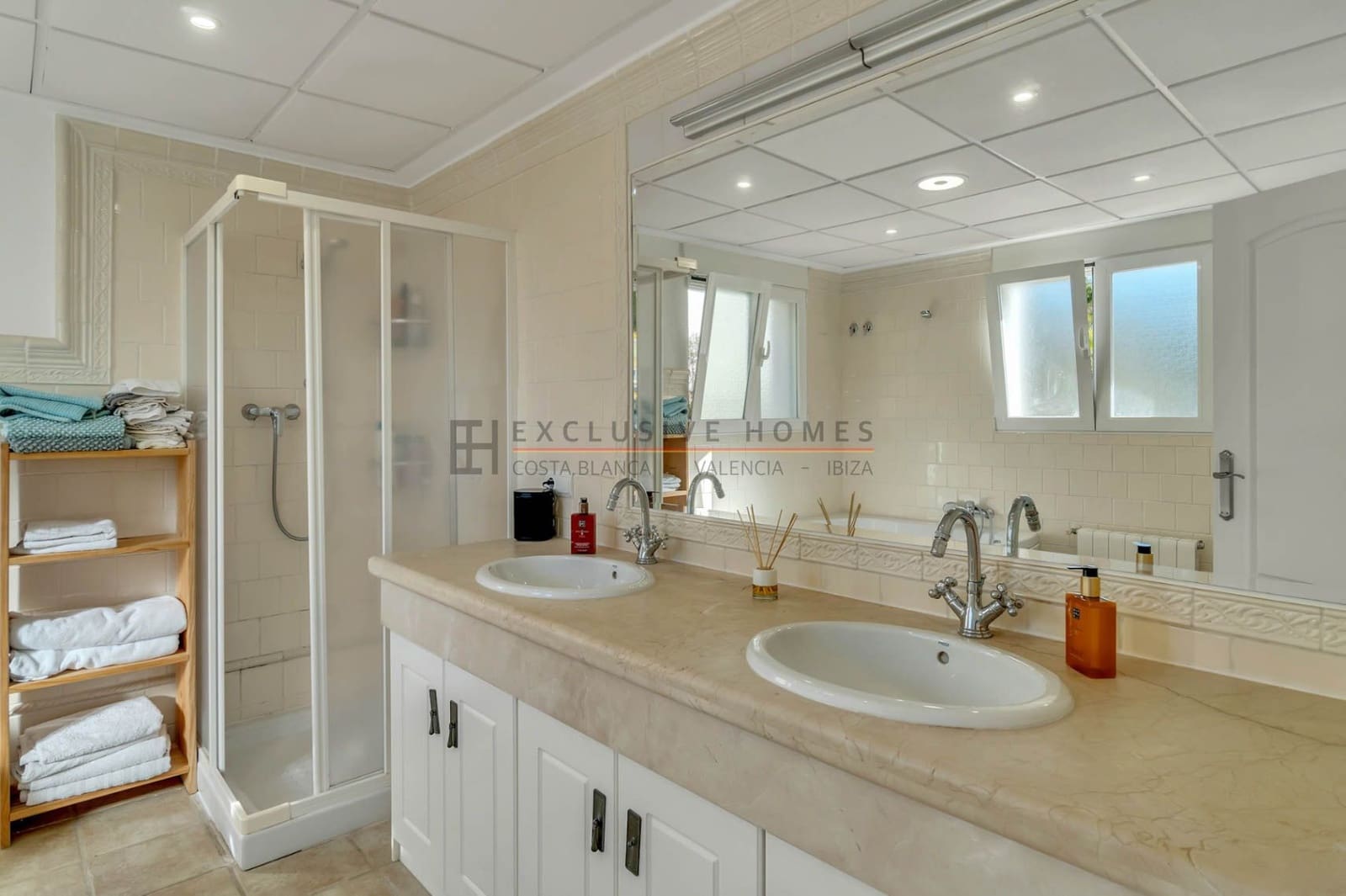 4 soveværelse Villa til salg i Altea la Vella med swimmingpool garage - € 990.000 (Ref: 9945081)