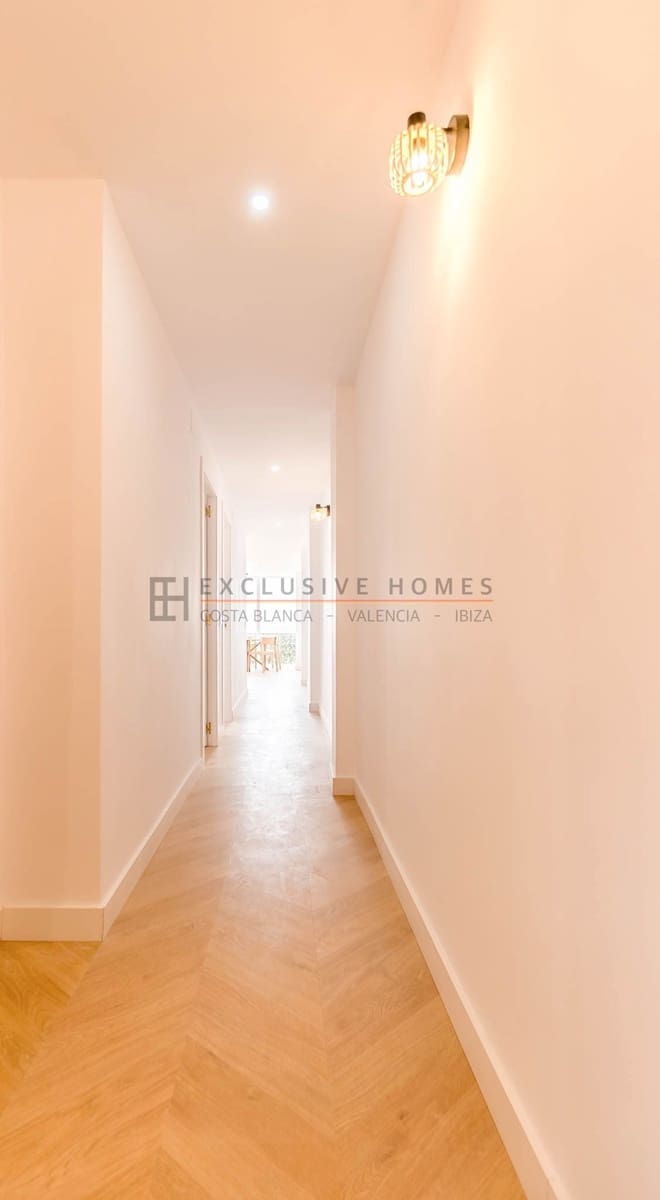 2 bedroom Apartment for sale in Alfaz del Pi / L'Alfas del Pi - € 239,500 (Ref: 9945082)
