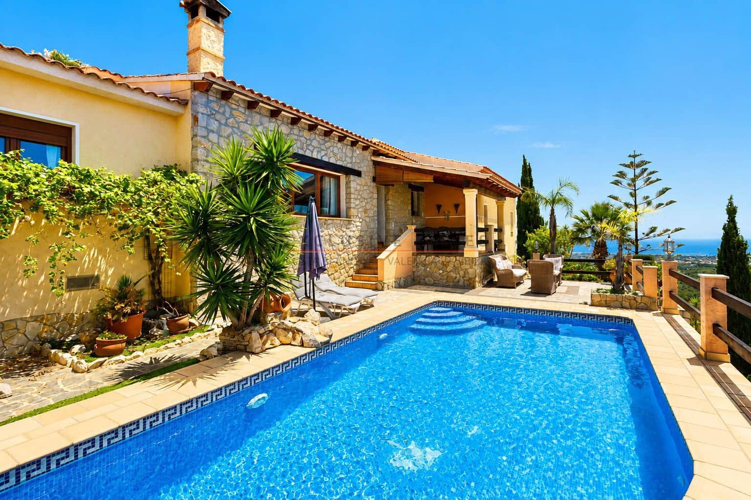 3 soverom Villa til salgs i Alfaz del Pi / L'Alfas del Pi med svømmebasseng garasje - € 1 295 000 (Ref: 9945083)