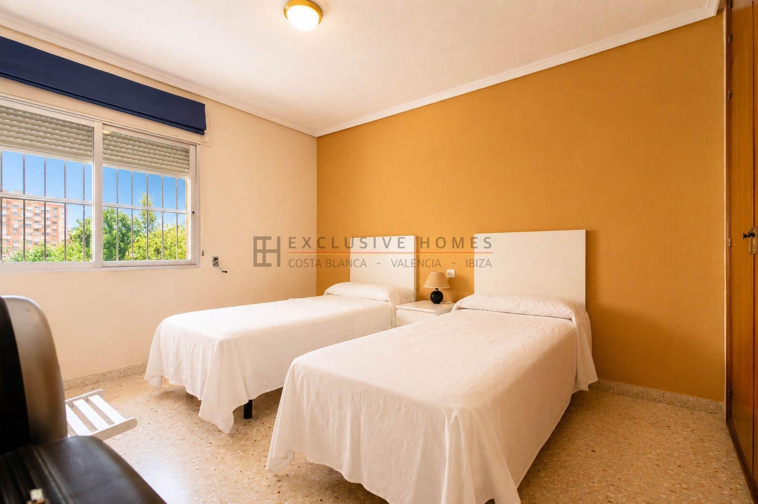 4 bedroom Villa for sale in Benidorm with garage - € 790,000 (Ref: 9949128)