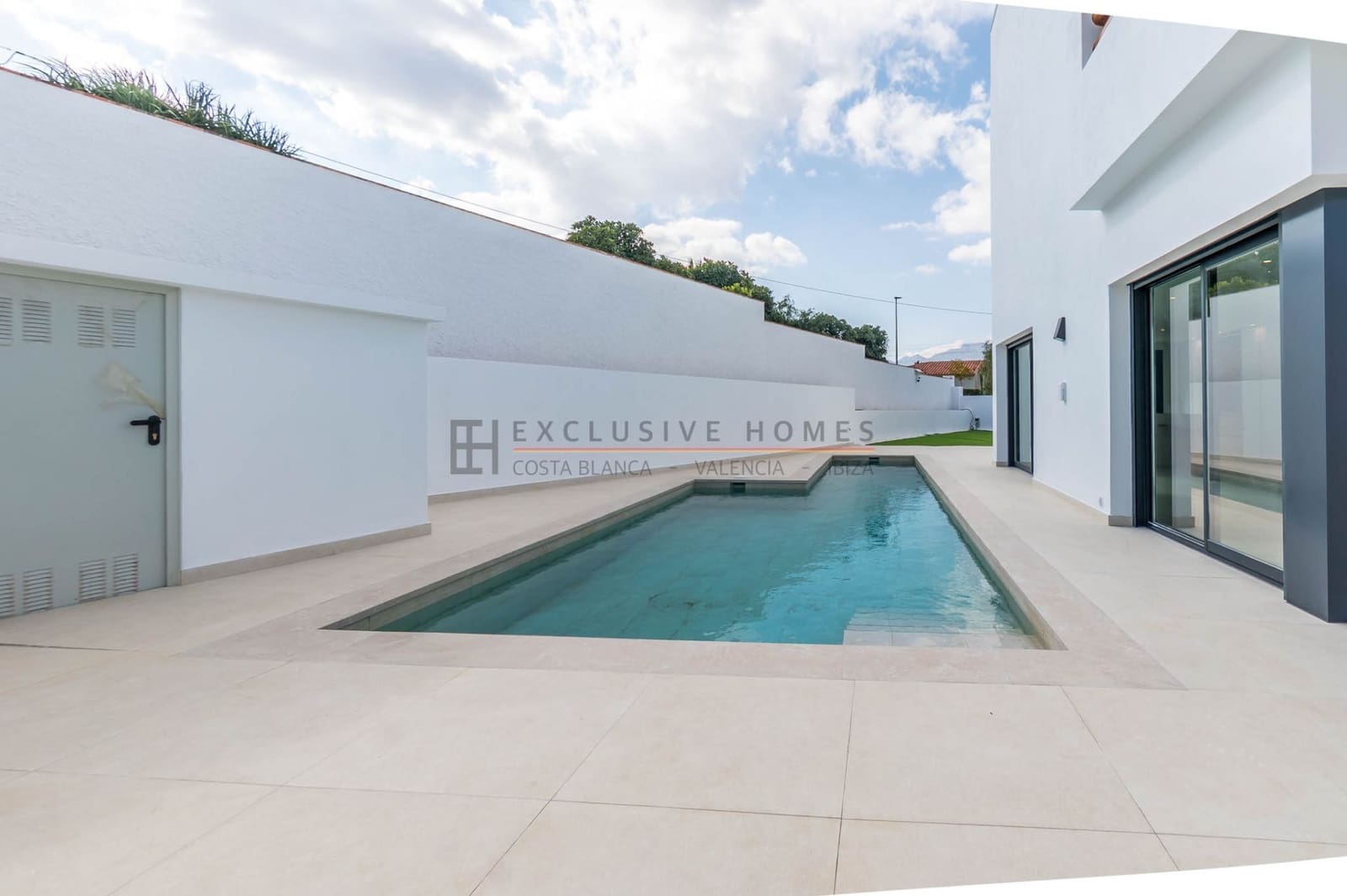 4 soverom Villa til salgs i Albir med svømmebasseng garasje - € 1 195 000 (Ref: 9969185)