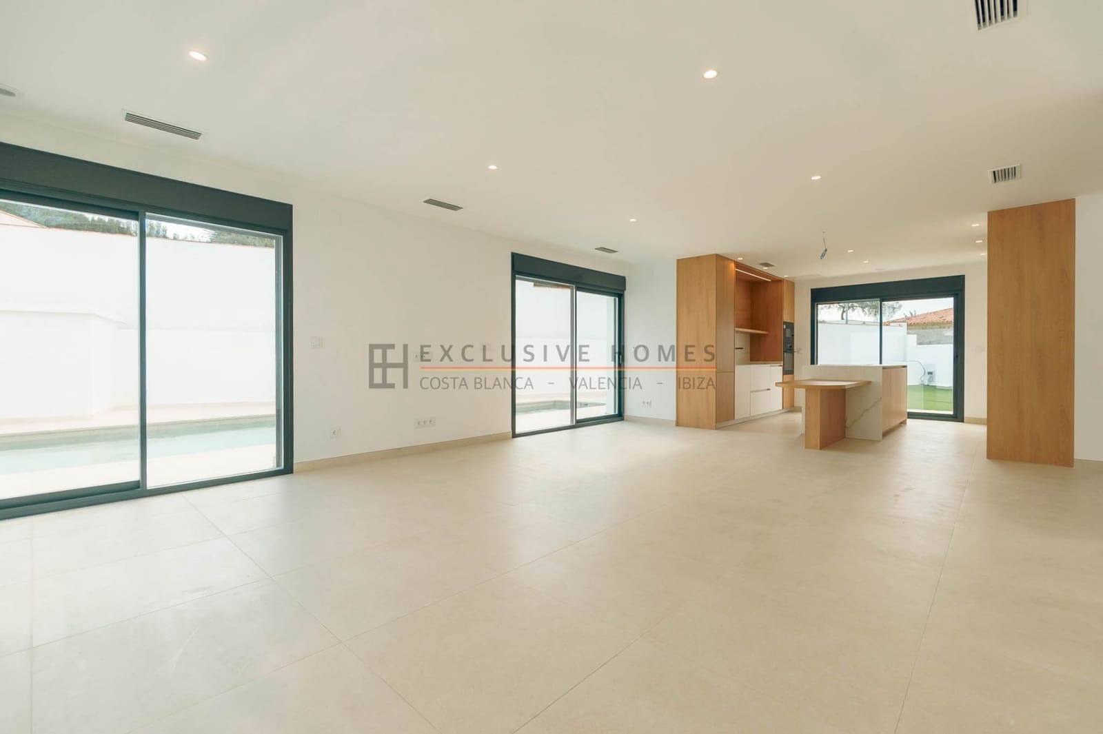 4 soverom Villa til salgs i Albir med svømmebasseng garasje - € 1 195 000 (Ref: 9969185)