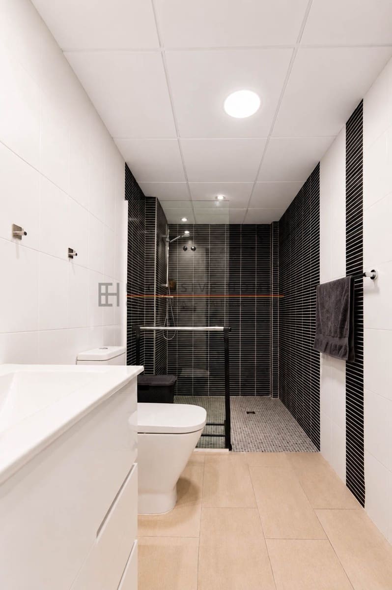 1 soverom Leilighet til salgs i Albir med svømmebasseng garasje - € 425 000 (Ref: 9978137)