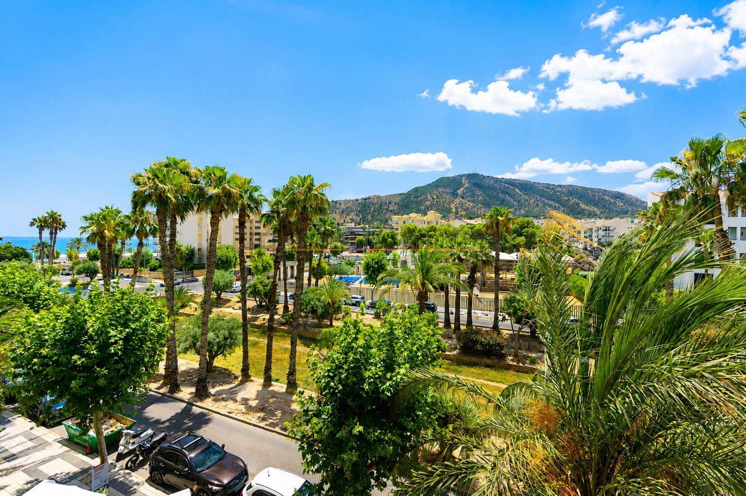1 soverom Leilighet til salgs i Albir med svømmebasseng garasje - € 425 000 (Ref: 9978137)